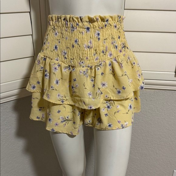 Blashe Dresses & Skirts - Blashe Floral Ruffled Skort